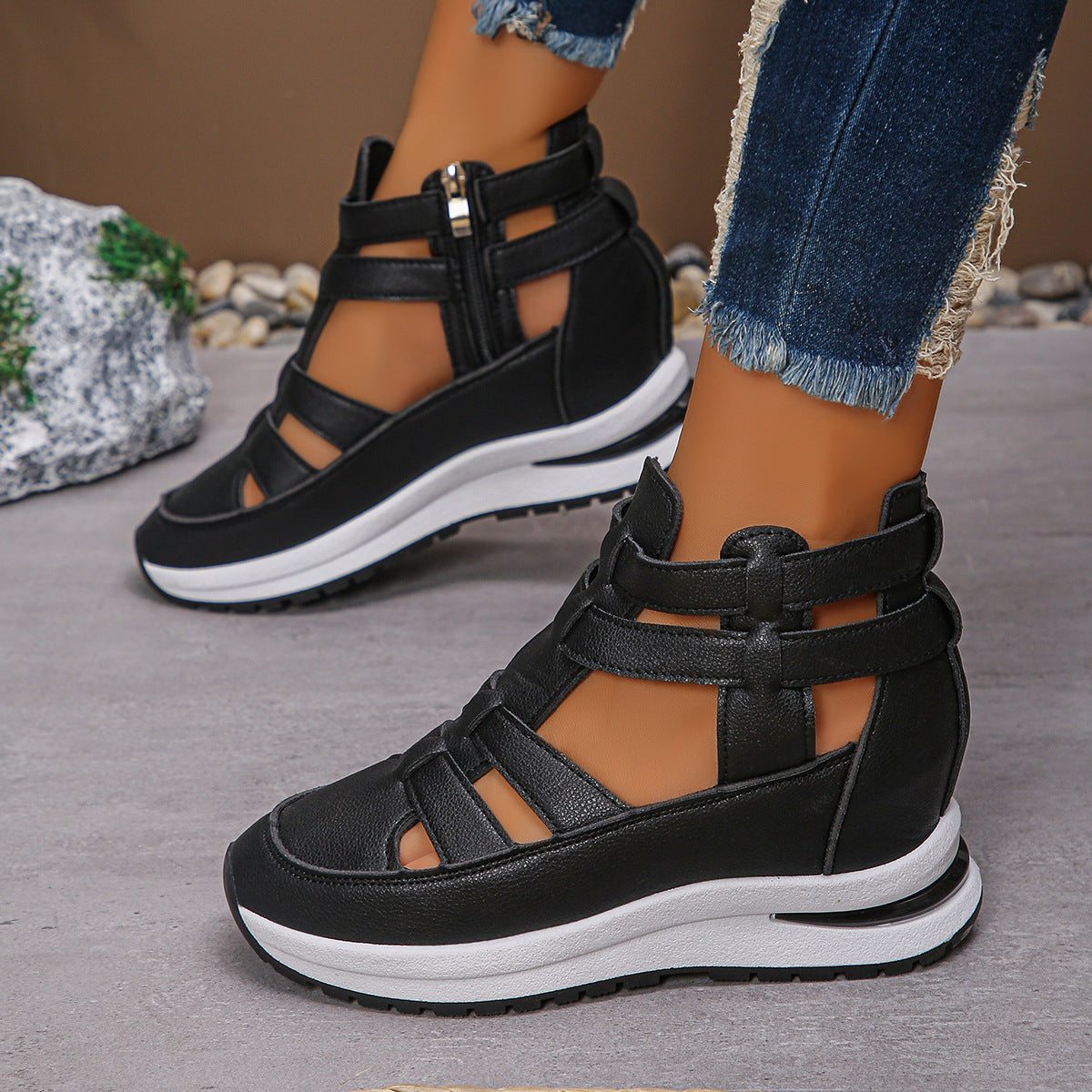 Sandales Femme à Bout Fermé – Légèreté & Élégance